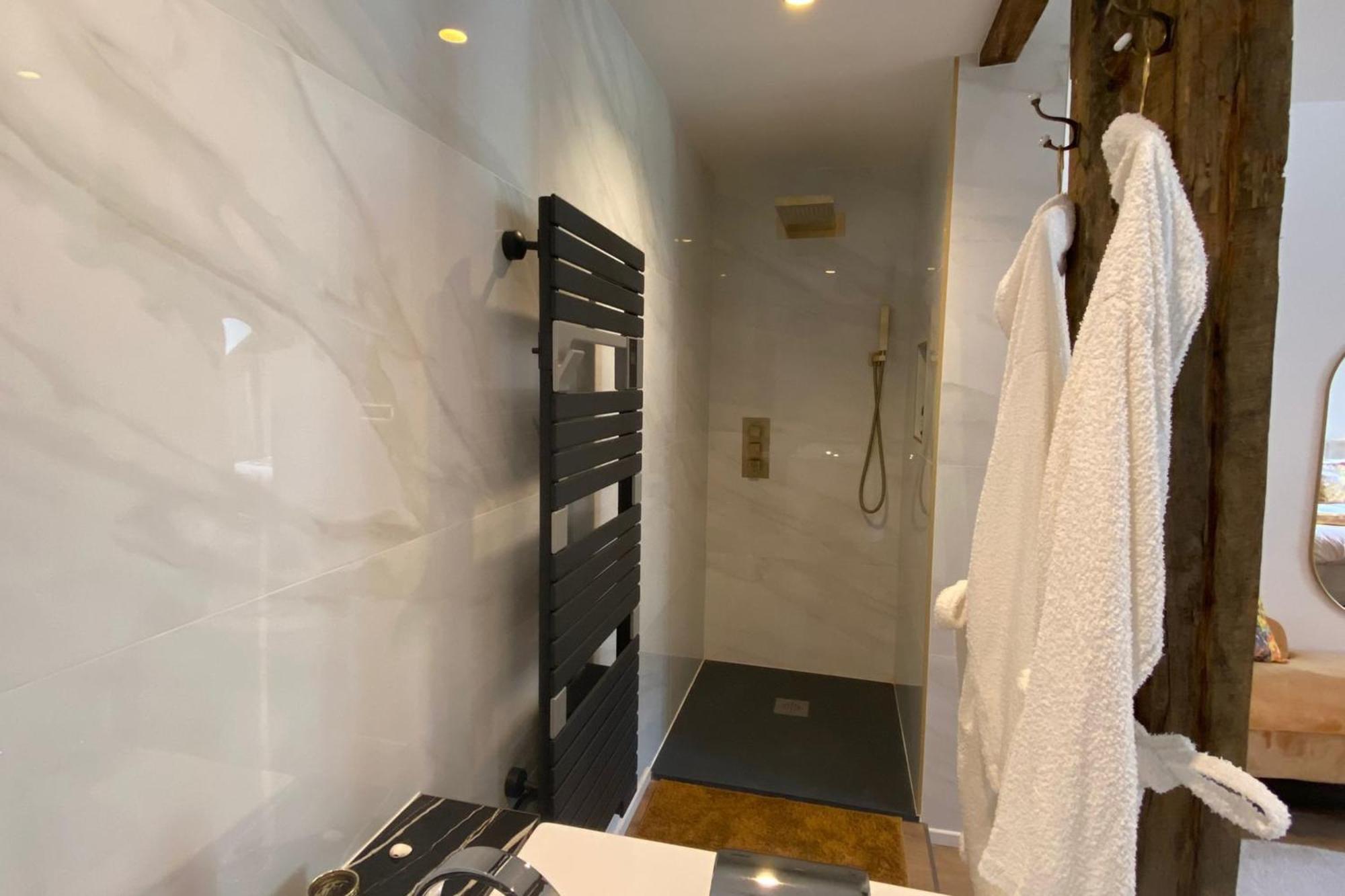 19a - The Seventh Heaven Cocoon Lover Apartment *