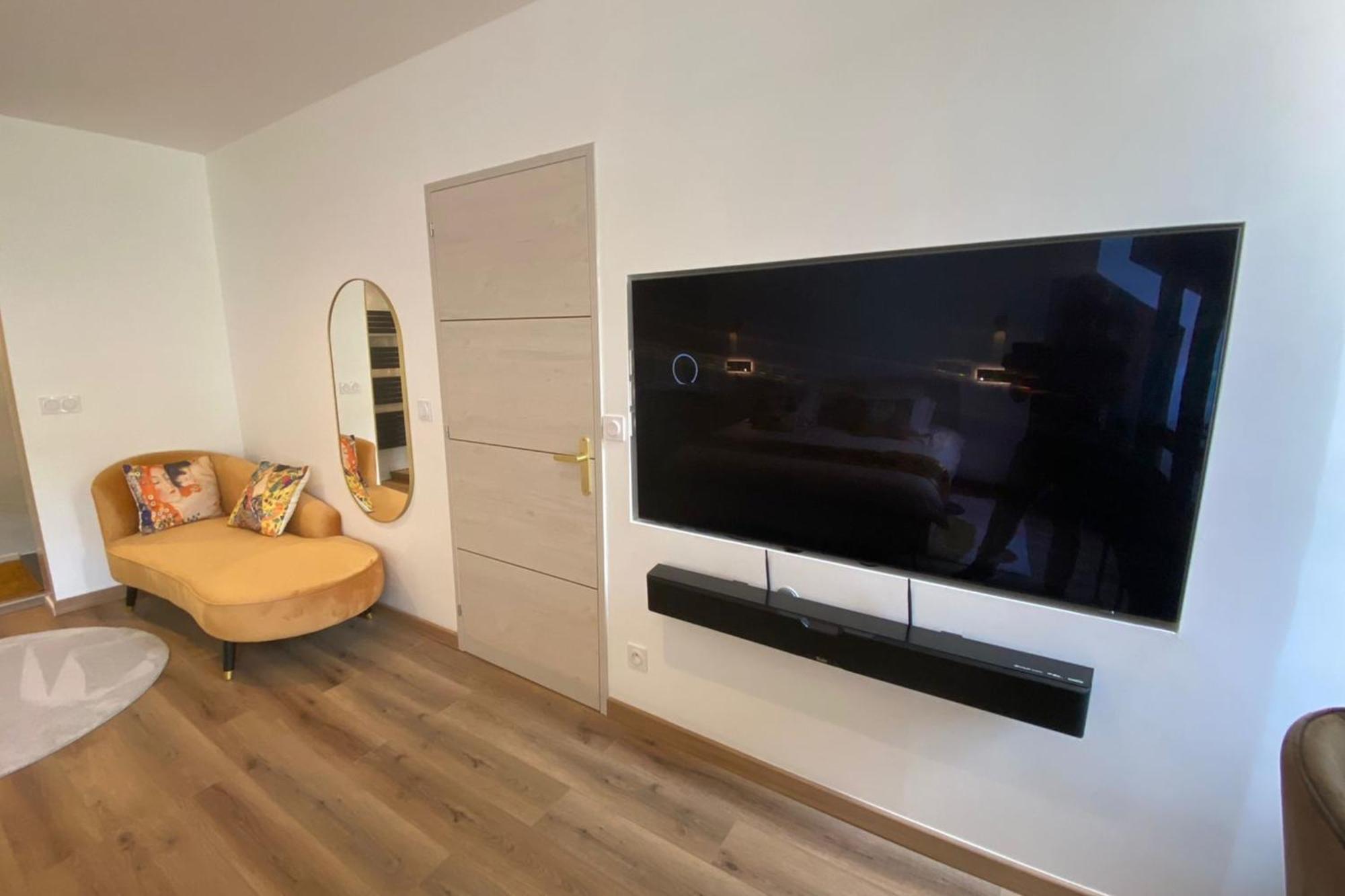 19a - The Seventh Heaven Cocoon Lover Apartment